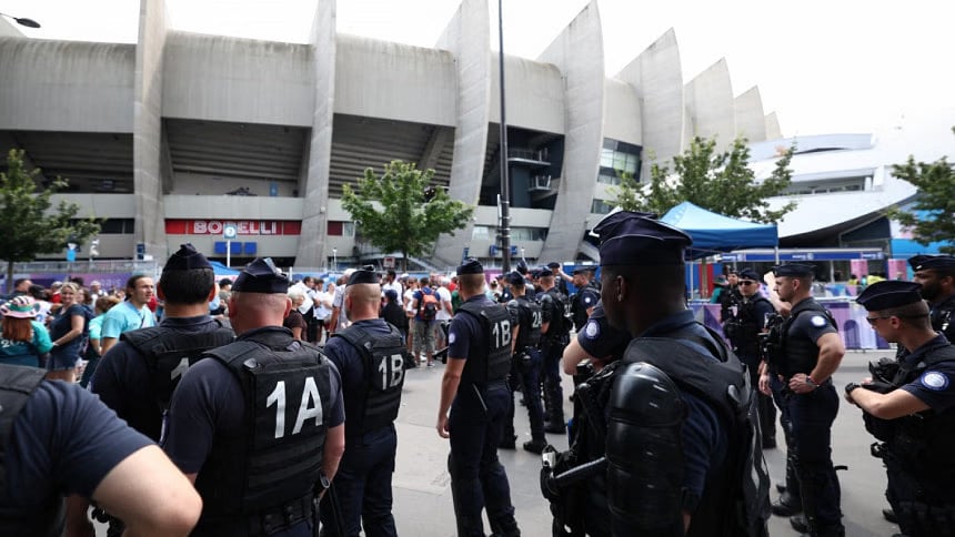 Heavy security as Israel kicks off bid