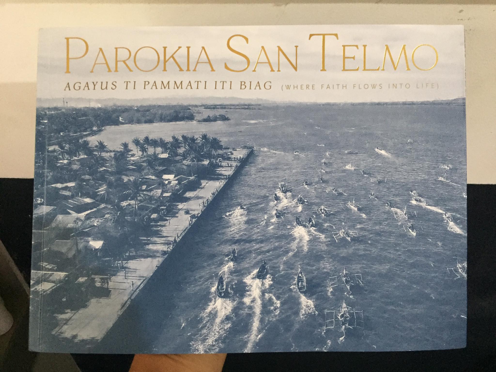 The book ‘Parokia San Telmo.’