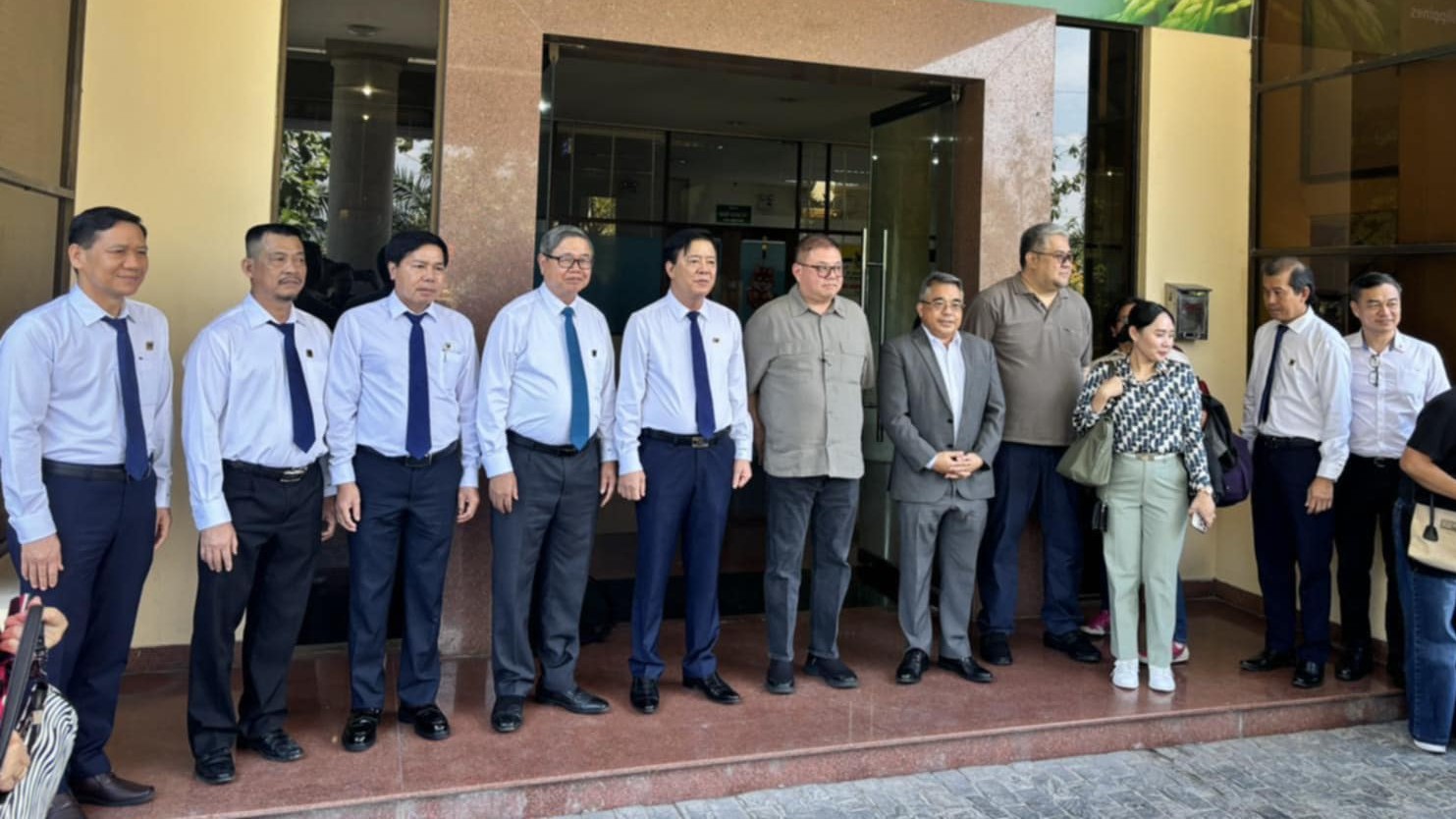 DA seeks Vietnam fertilizer supply deal