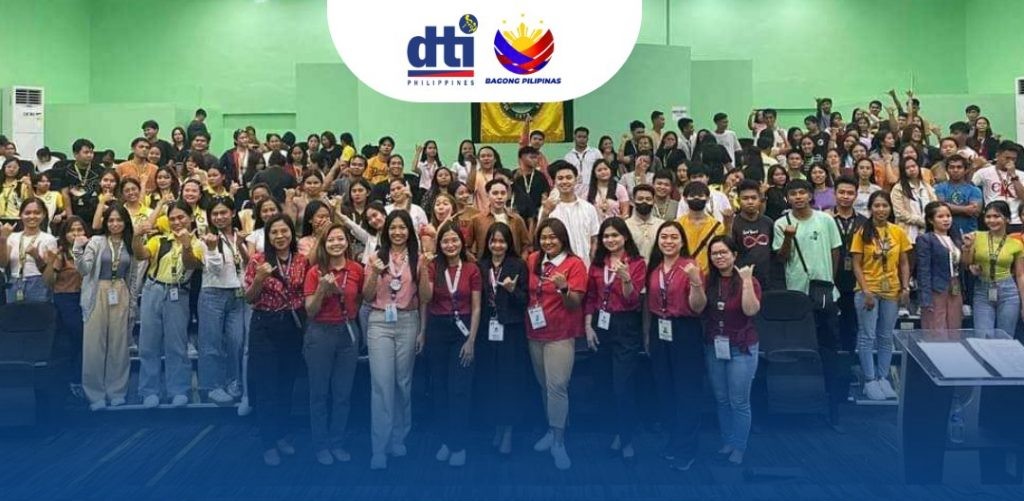 WV young entrepreneurs in DTI-USAID training program