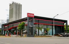  Isuzu’s bestselling pickup completes Cebu dealership makeover
