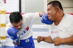 Japanese fans gobble up Pacman tickets