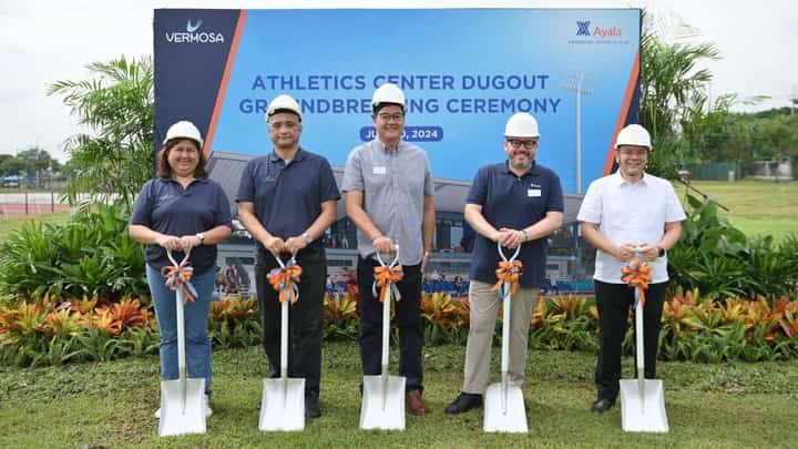 IN THE PHOTOS (L-R): Mayi Platero-Rodriguez, Senior Estates Head of AyalaLand Estates, Inc.; Chris Maglanoc, Group Head of AyalaLand Estates, Inc.; Hertito Monzon, City Administrator, Imus, Cavite; Francisco Milan, Managing Director and Head of Corporate Resources Group, Ayala Corporation; and Tony Lambino, President of Ayala Foundation, Inc.