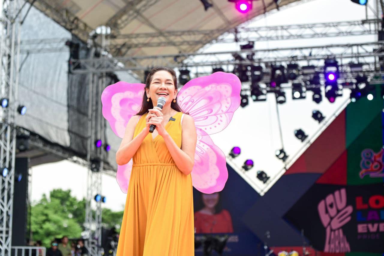 Senator Risa Hontiveros.