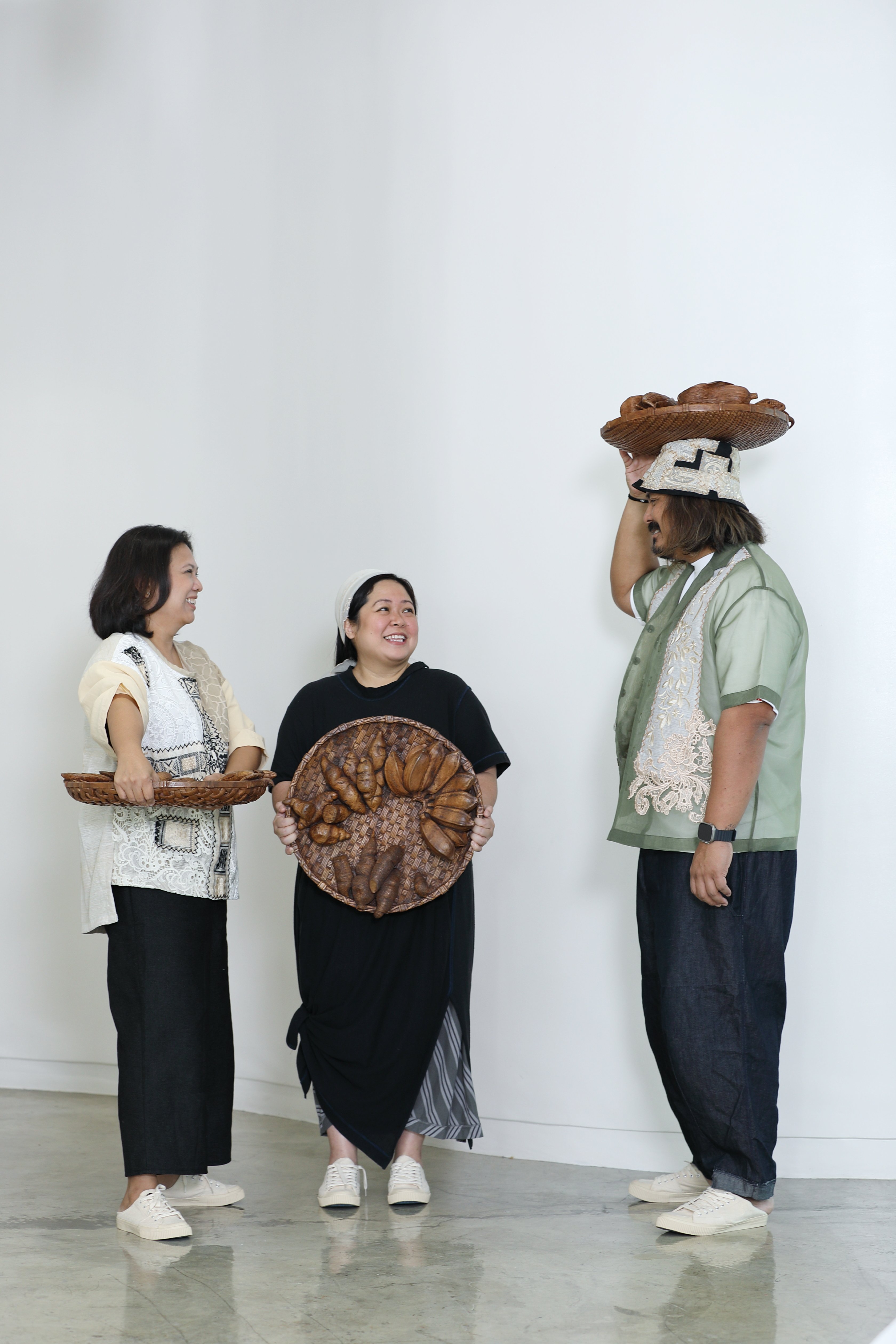 Charming Baldemor Studios: Charming Baldemor, May Navarra and Jordy Cruz