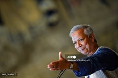 Bangladesh Nobel winner Yunus to lead interim govt