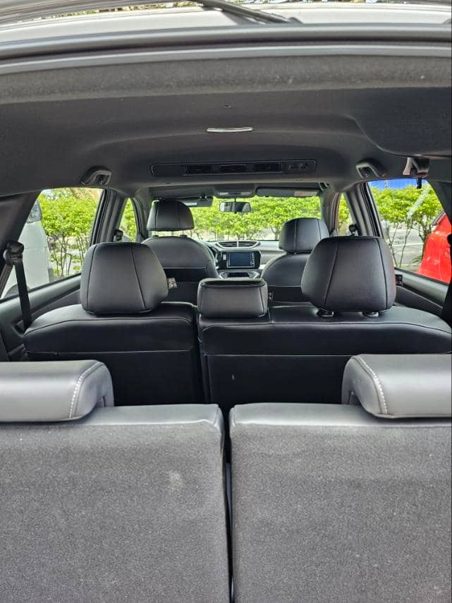 INTERIOR is no-frills but gets you everything you need.