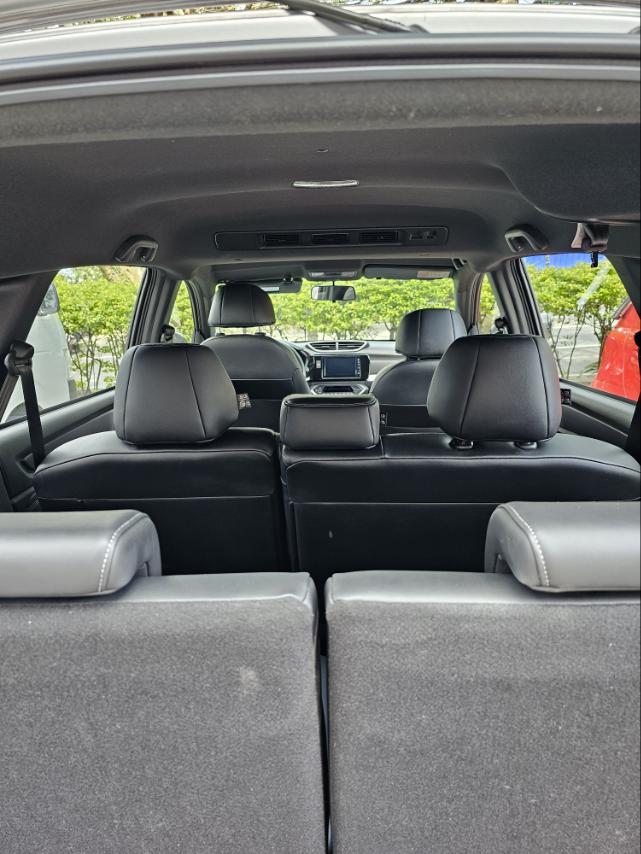 INTERIOR is no-frills but gets you everything you need.
