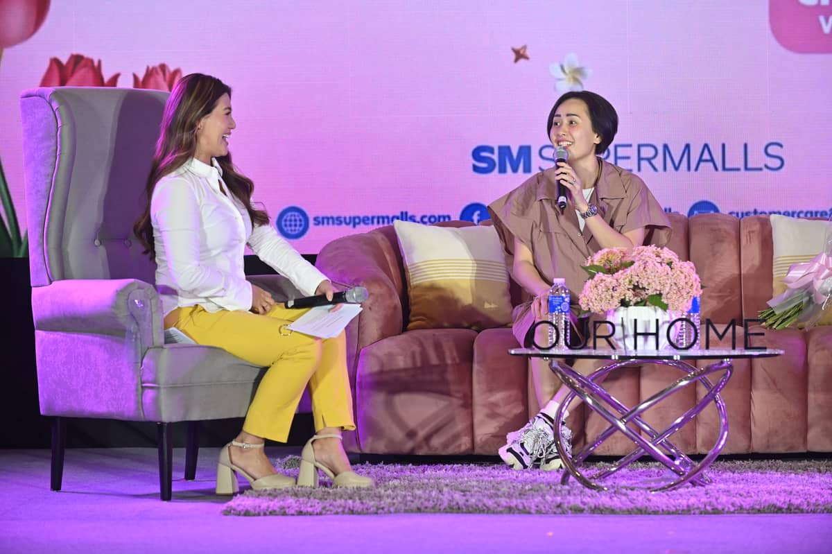 Host and SuperMombassador Alexine Sy with VIP SuperMom Chariz Solomon
