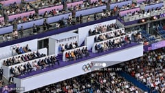 Paris bids triumphant 'au revoir' to Olympics
