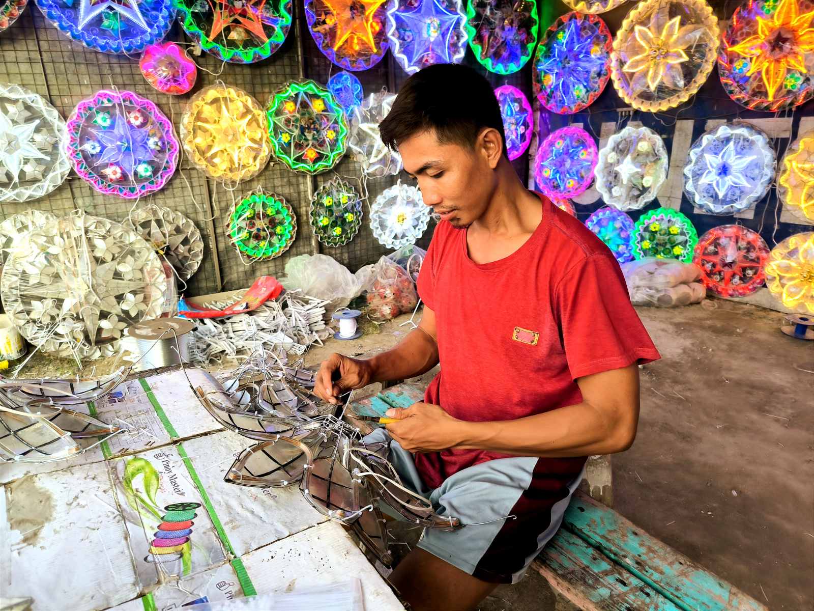 UNESCO Phl, Pampanga stakeholders to protect Christmas lantern tradition
