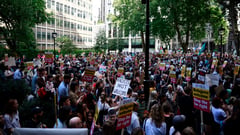 Anti-racism protesters rally across UK