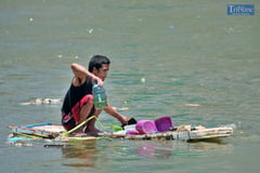 TAKING ADVANTAGE OF FLOATING DEBRIS