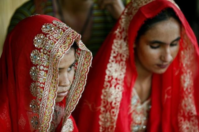 ‘Monsoon brides’: Floods drive Pakistan child marriages