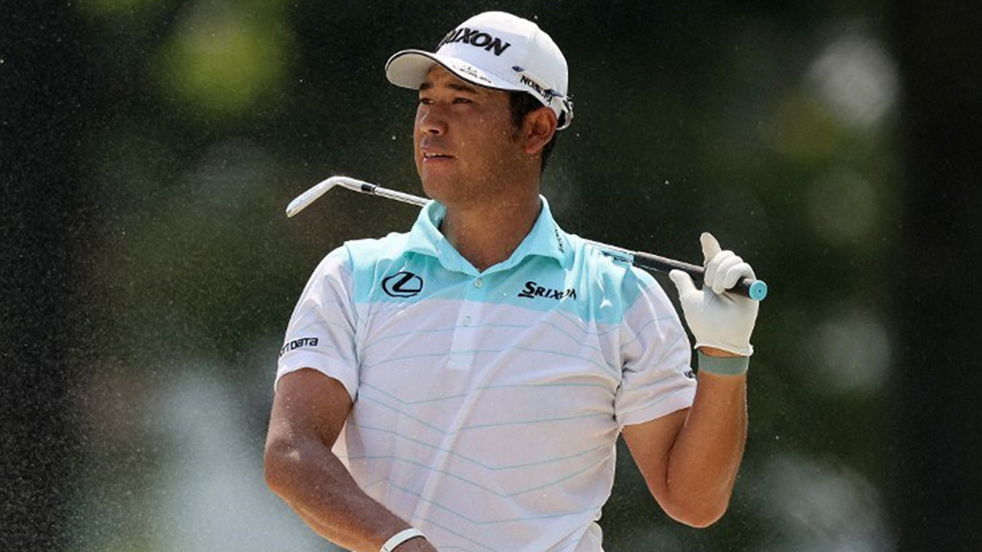 Robbed Matsuyama chases Kirk by 1 shot