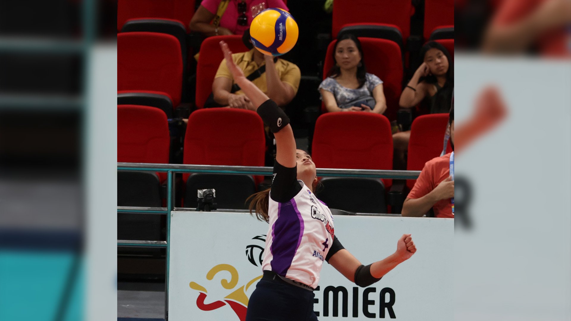 SIBLING RIVALRY: Creamline, Choco Mucho meet in marquee clash