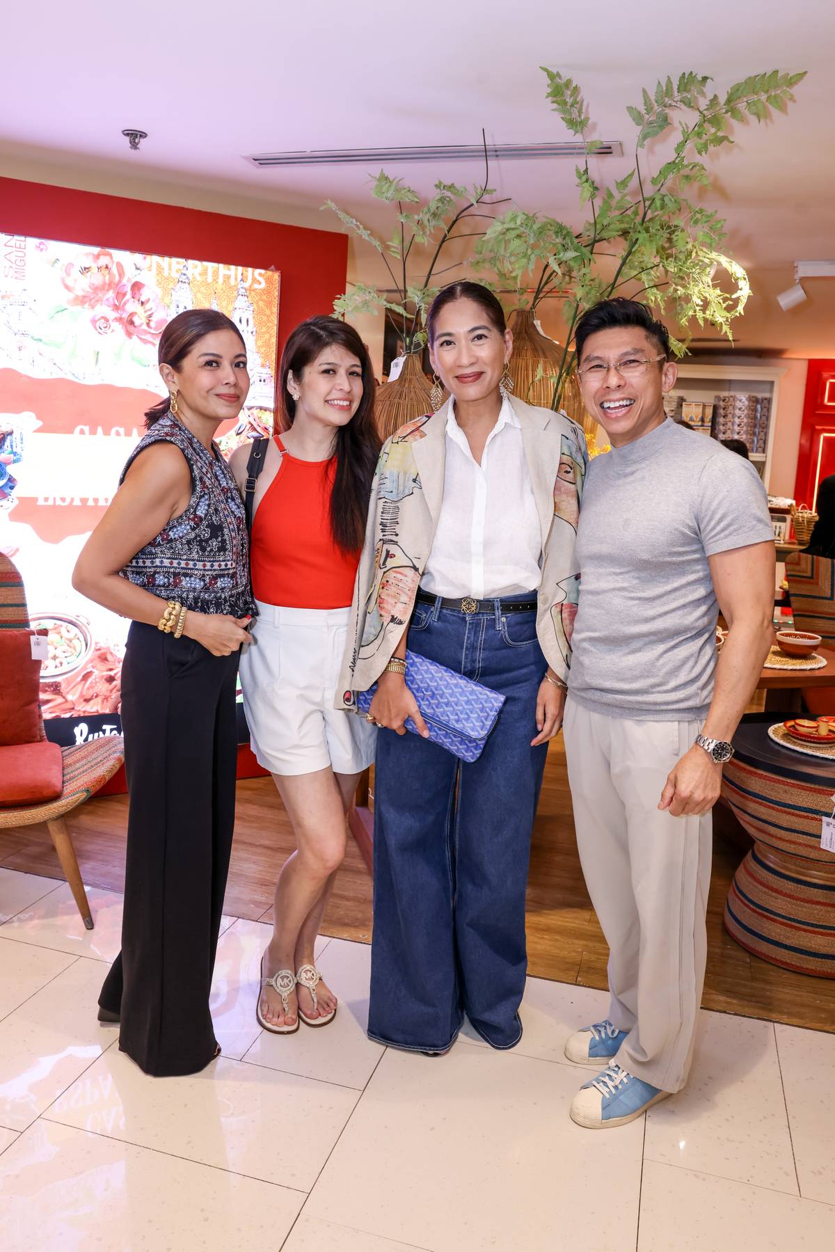 Odette Pumaren, Ylaine Choi, Techie Hagedorn and Paul Choi.