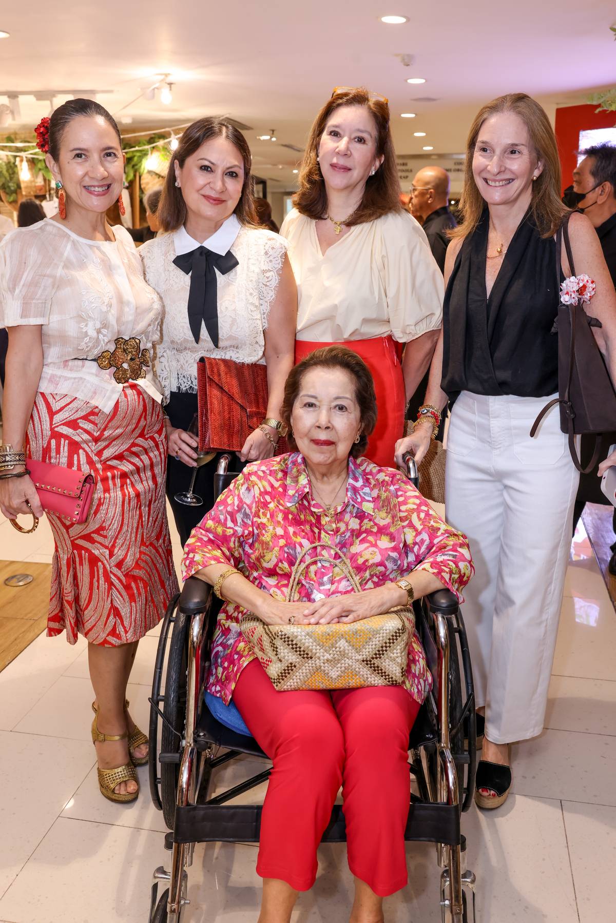 Mia Borromeo, Marilú Batchelor, Ambassador Isabel Caro Wilson, Claudia Wilson-Tambunting and Cristina Davila.