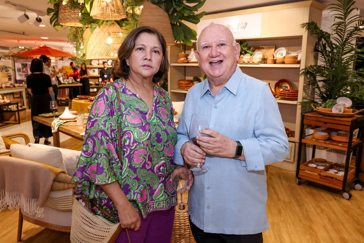 Maricris Brias and De La Salle-College of Saint Benilde consultant Edu Jarque.