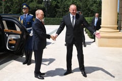 Putin visits Azerbaijan