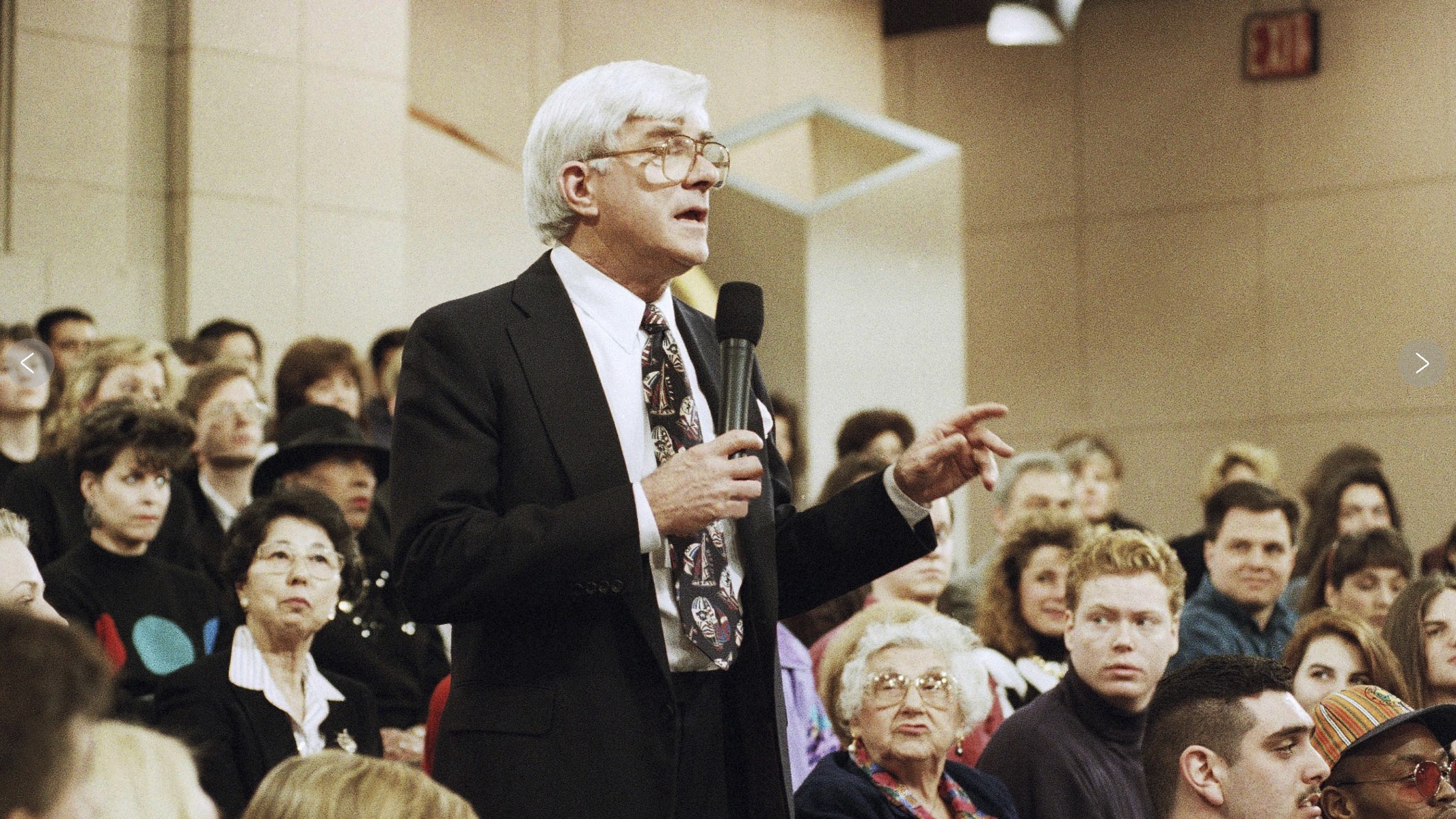 Phil Donahue, pioneering talk show host, dies at 88