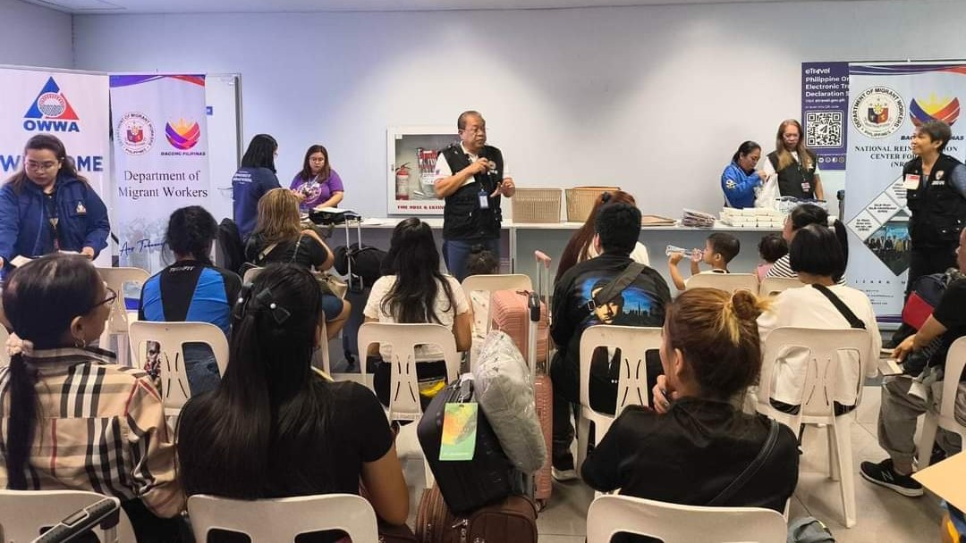 MGA PINOY NA LILIKAS 
MULA LEBANON TUTULUNGAN NG DMW
