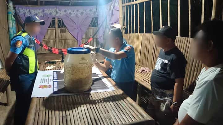 Suspicious floating container yields P112-M shabu