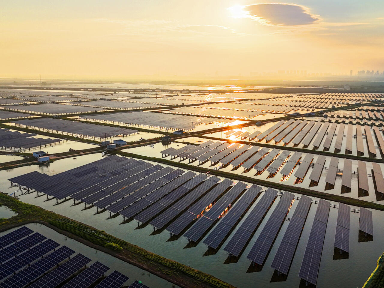 Australia green lights world’s ‘largest’ solar hub