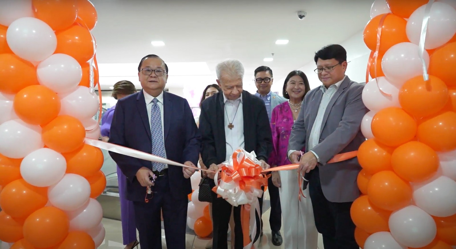 UnionBank ‘techs up’ DLS-CSB with ‘Innovation Garage’ launch