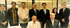 Japanese foreign affairs minister meets with Filipino Nikkei-jin