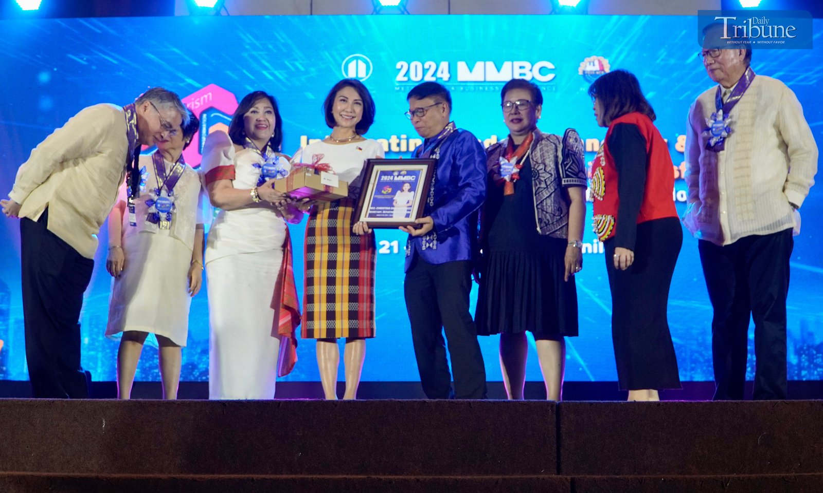 TRIBUNE-metromanila-business-conference