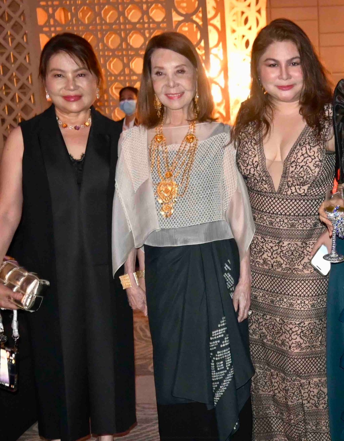 Consul Marian Ong Nuguid, Consul Helen Ong and Mache Ackerman.
