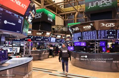 PSEi hits 5-month high on rate cut hopes, remittances