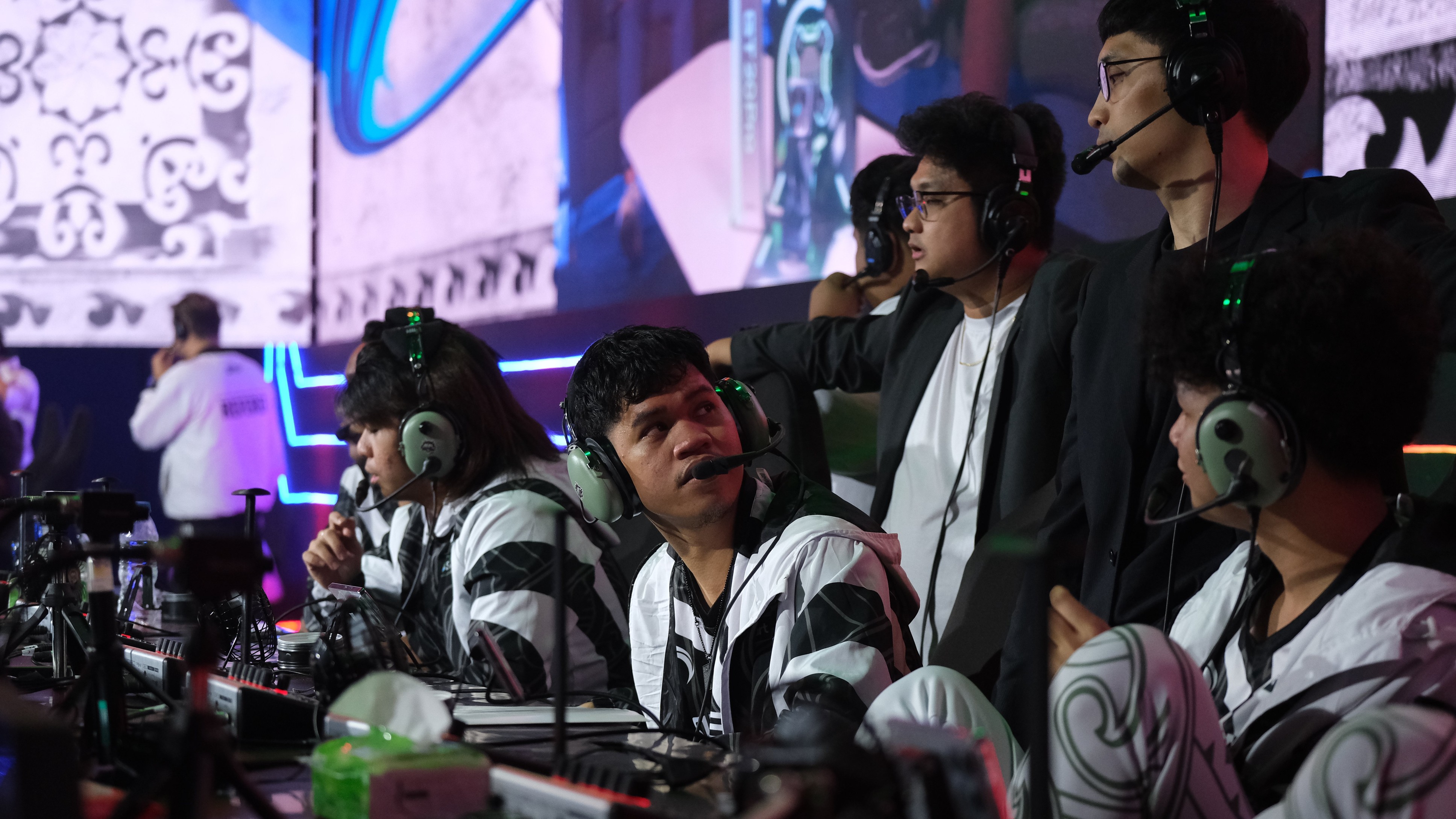 Omega scores third straight win, Team Liquid still flawless in MPL Season 14