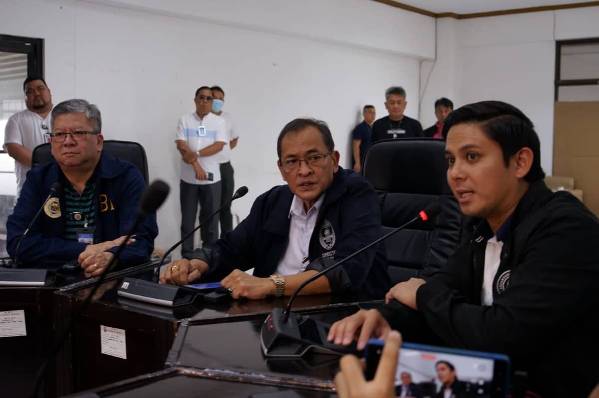 Seeking answers Department of Justice spokesperson Mico Clavano (right) in a press briefing yesterday ahead of the inquest proceedings for Sheila Guo and Cassandra Ong. With Clavano were NBI chief Jaime Santiago and BI officials.