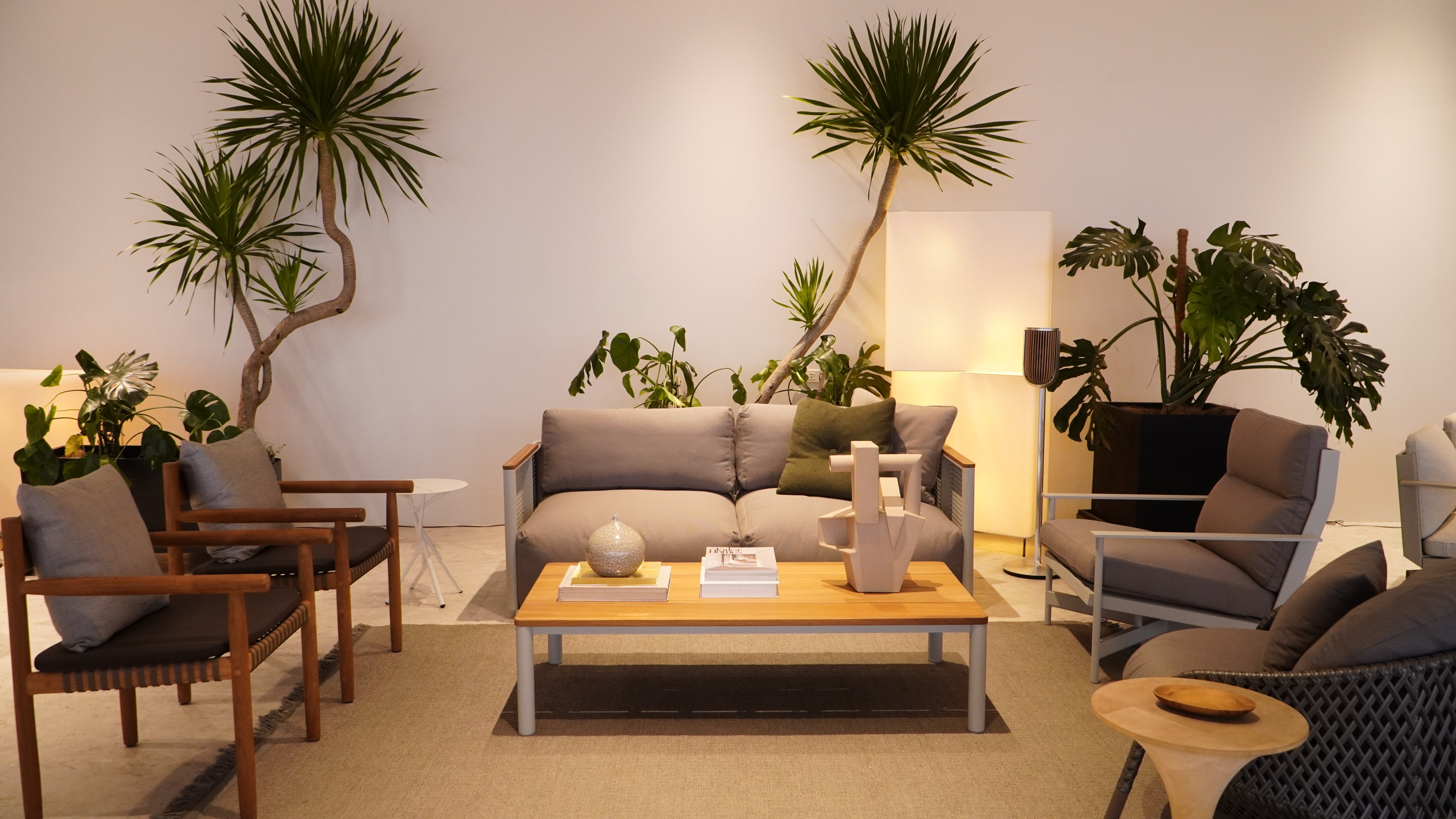 Luxury European furniture shop in Mandaluyong 