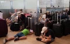 Airlines suspend Israel, Lebanon flights