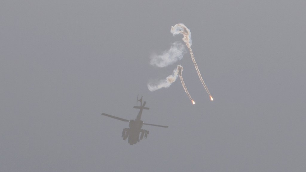 Phl has flares too, tested after China’s attack — AFP chief