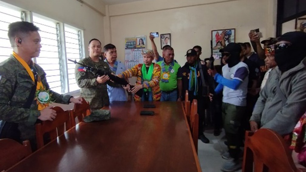 NPA rebs abandon armed struggle
