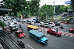 Metro motorists, commuters rejoice