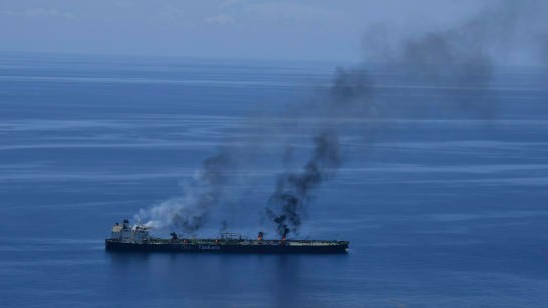 Houthis agree to rescue of stricken oil tanker
