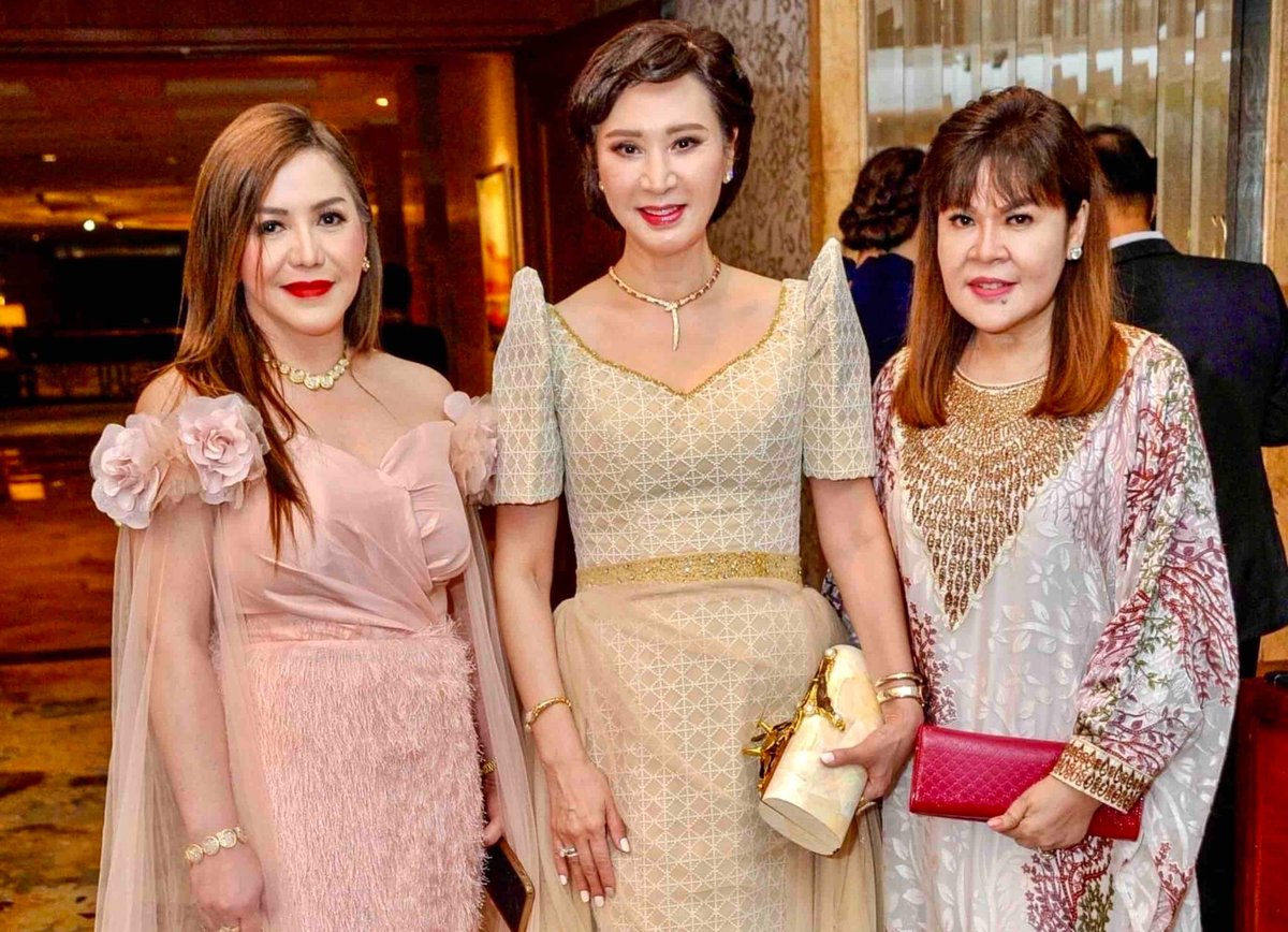 Jennifer Weigel, Carolyn Tan and Eni Alba.