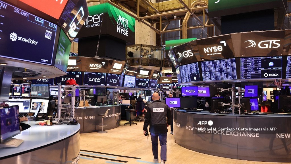 Markets rally on US data after Dow hits record on Wall Street