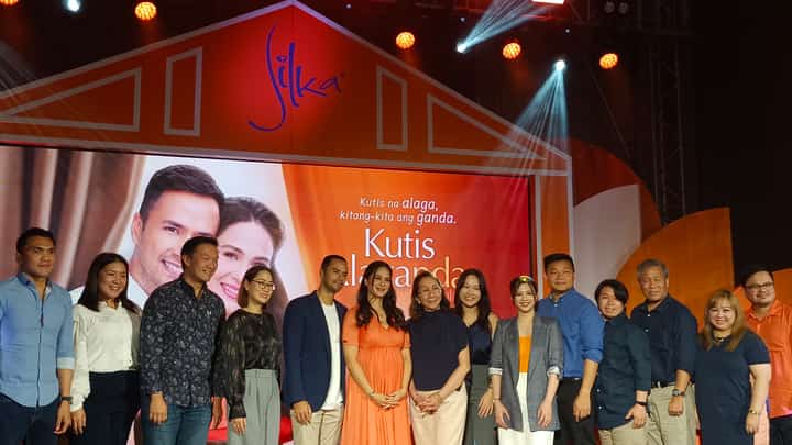 (From left) Rian Glenn Butron, Joanna Marie Dela Cuesta, Janssen Co, Jane Co, Oyo Sotto, Kristine Hermosa-Sotto, Juanita Co, Melanie Co, Apple De Belen, Timothy Chuongco, Alfred Tan, Jigs Jimenez, Amily Tejada and Sherwin Vaflor.