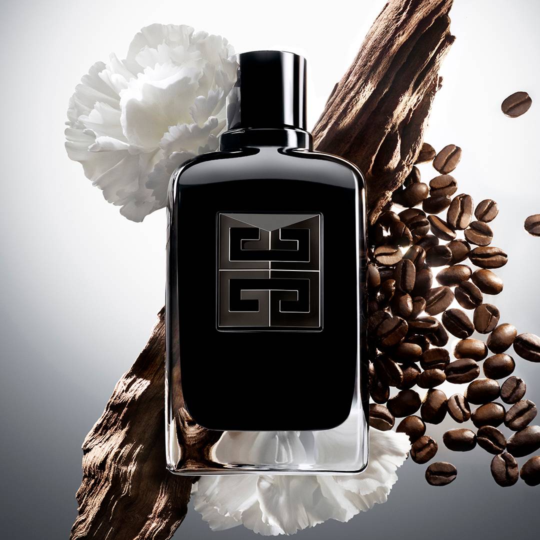Gentleman Society Eau de Parfum Extrême bottle.