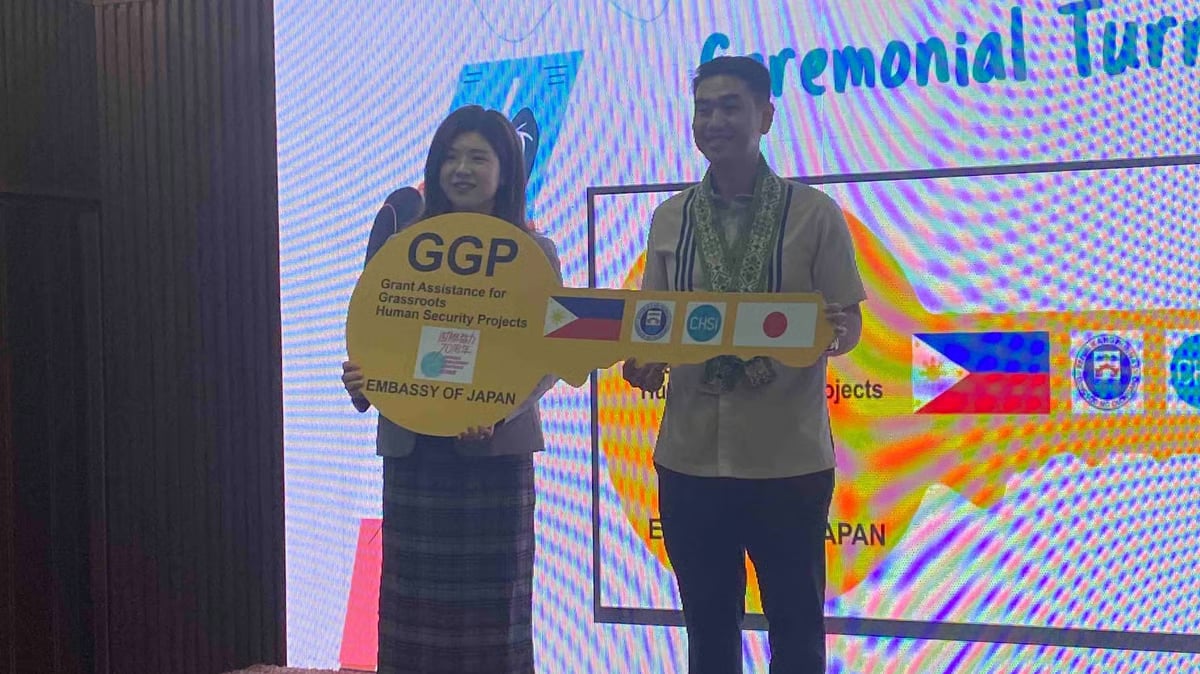 ‘Gapo’ gets portable X-ray machine 
from Japan