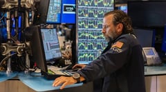 Market panic deepens as Trump sticks to tariffs