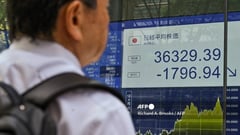 Oil tumbles, stocks rally after US-Iran peace deal announcement