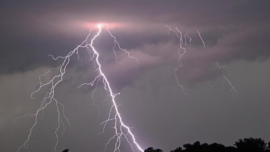 Thunderstorms likely as rainy season nears