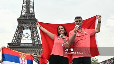 ‘Cool’ Turkish gunner unfazed by Paris noise